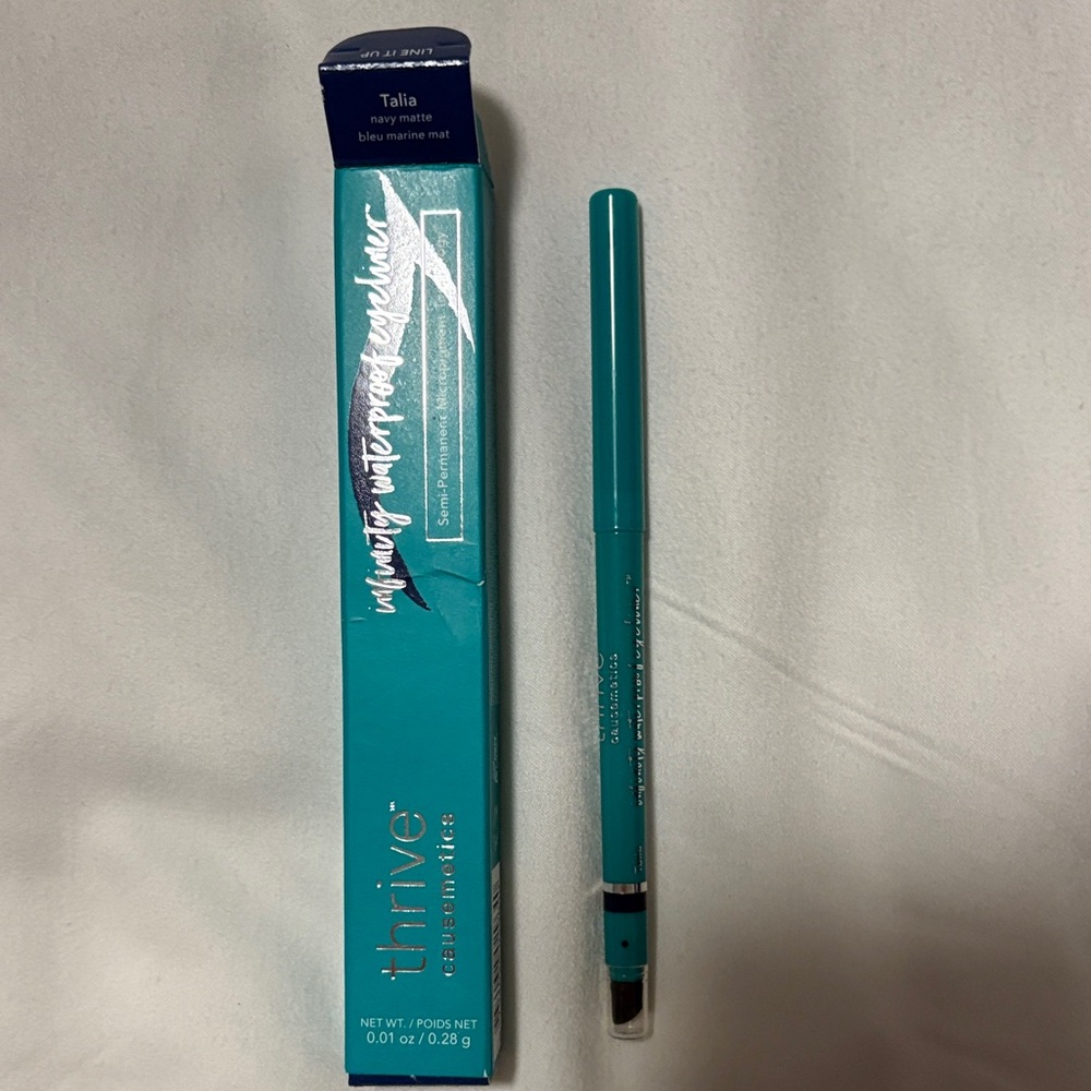 Thrive Causemetics Eyeliner navy matte